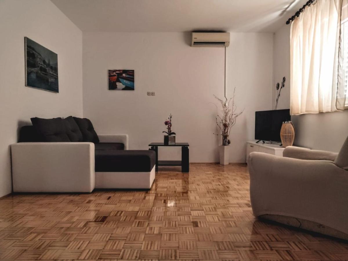 Apartment Marko กอร์จูลา ภายนอก รูปภาพ
