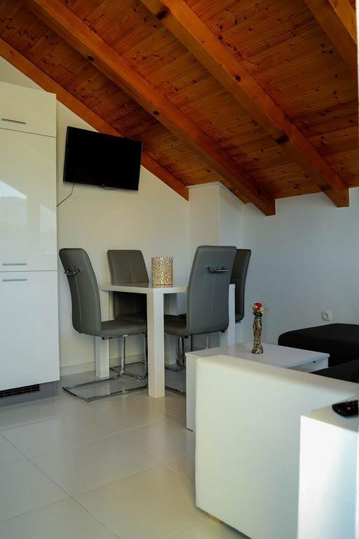 Apartment Marko กอร์จูลา ภายนอก รูปภาพ